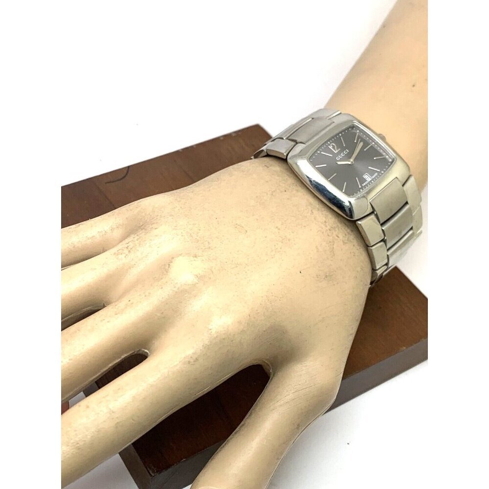 GUCCI Unisex Watch 8500M Swiss Quartz Gray Dial Silver Stainless Steel 34mm - Picture 5 of 14